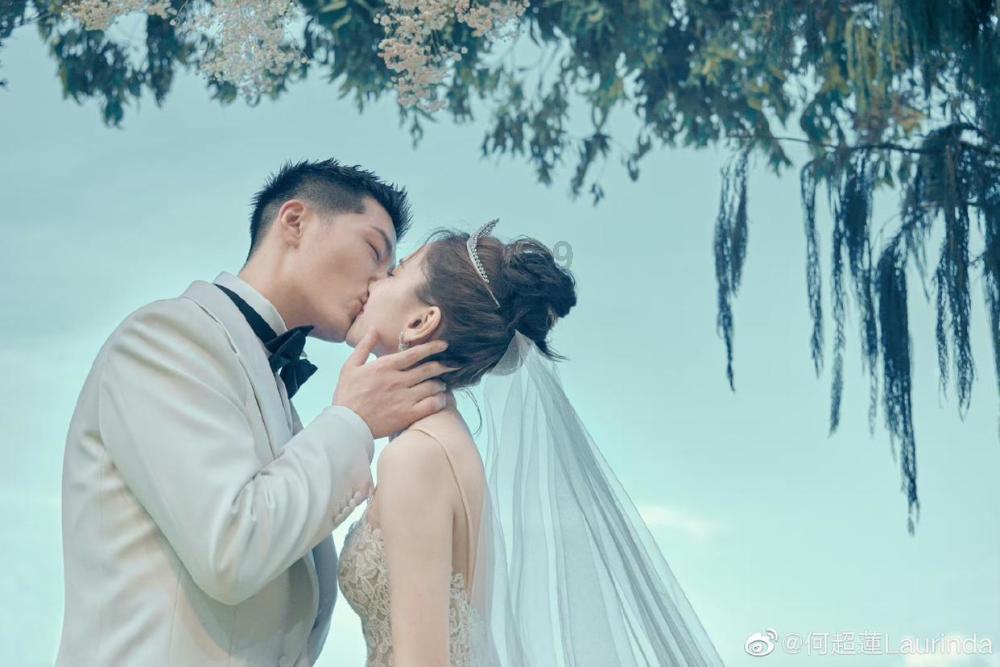 我阿姨长得怎么样？